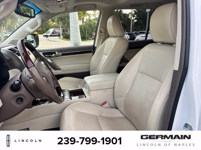 Used 2018 Lexus GX 460 Luxury w/ Preferred Accessory Package AWD/4WD image 8