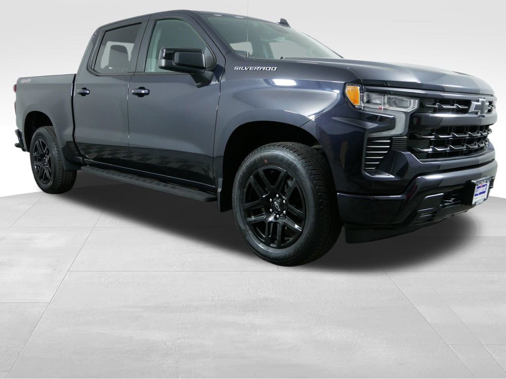 Used 2023 Chevrolet Silverado 1500 RST AWD/4WD image 2