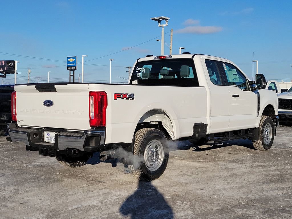 New 2026 Ford F250 XL w/ FX4 Off-Road Package image 4