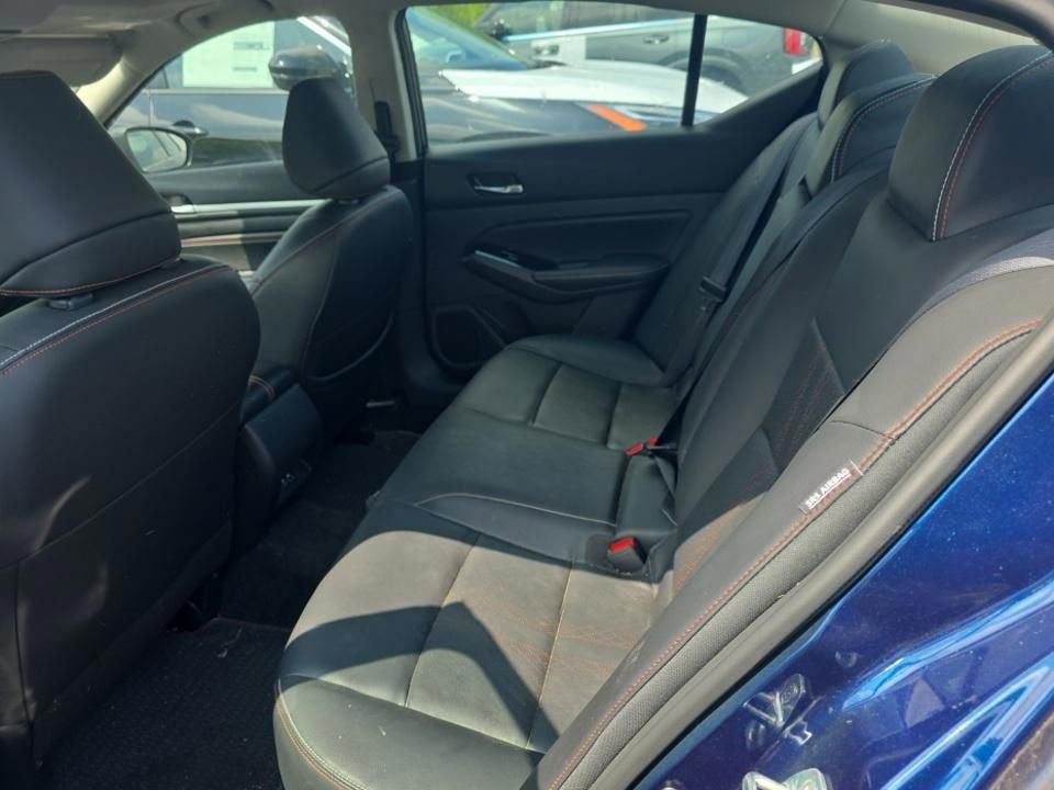Certified 2023 Nissan Altima 2.5 SR w/ SR Premium Package AWD/4WD image 10