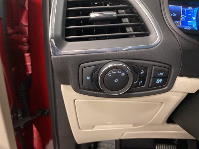 Used 2023 Ford Edge Titanium w/ Equipment Group 301A image 17