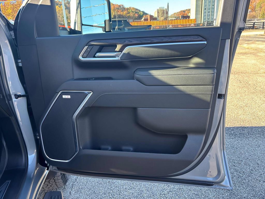 New 2026 GMC Sierra 2500 SLT w/ SLT Premium Package image 67