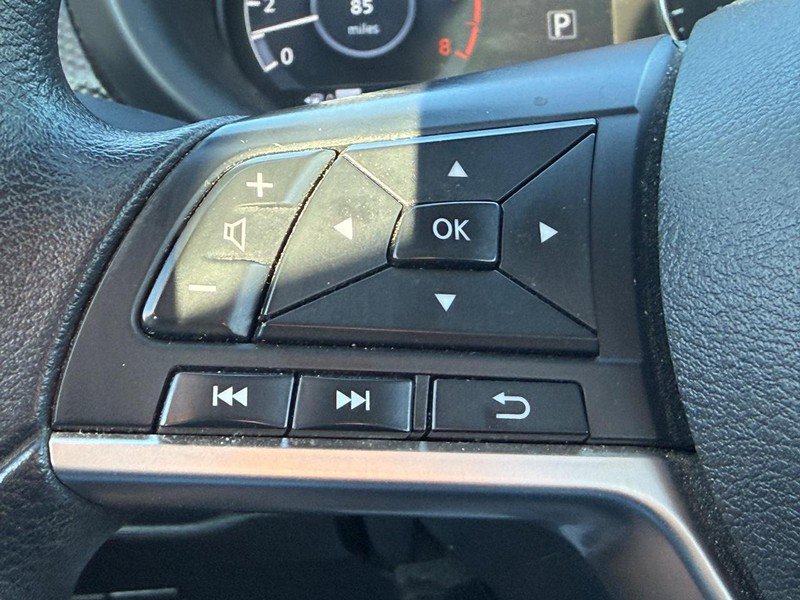 Used 2023 Nissan Kicks SV FWD image 13