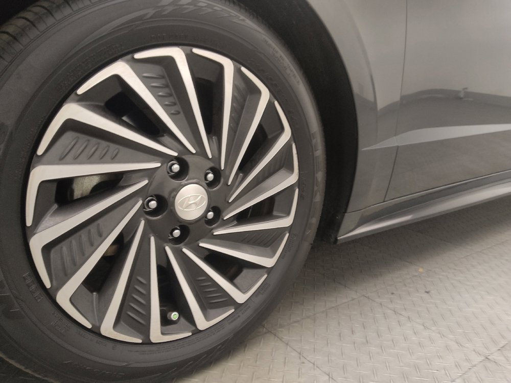 Used 2023 Hyundai Sonata Limited image 31