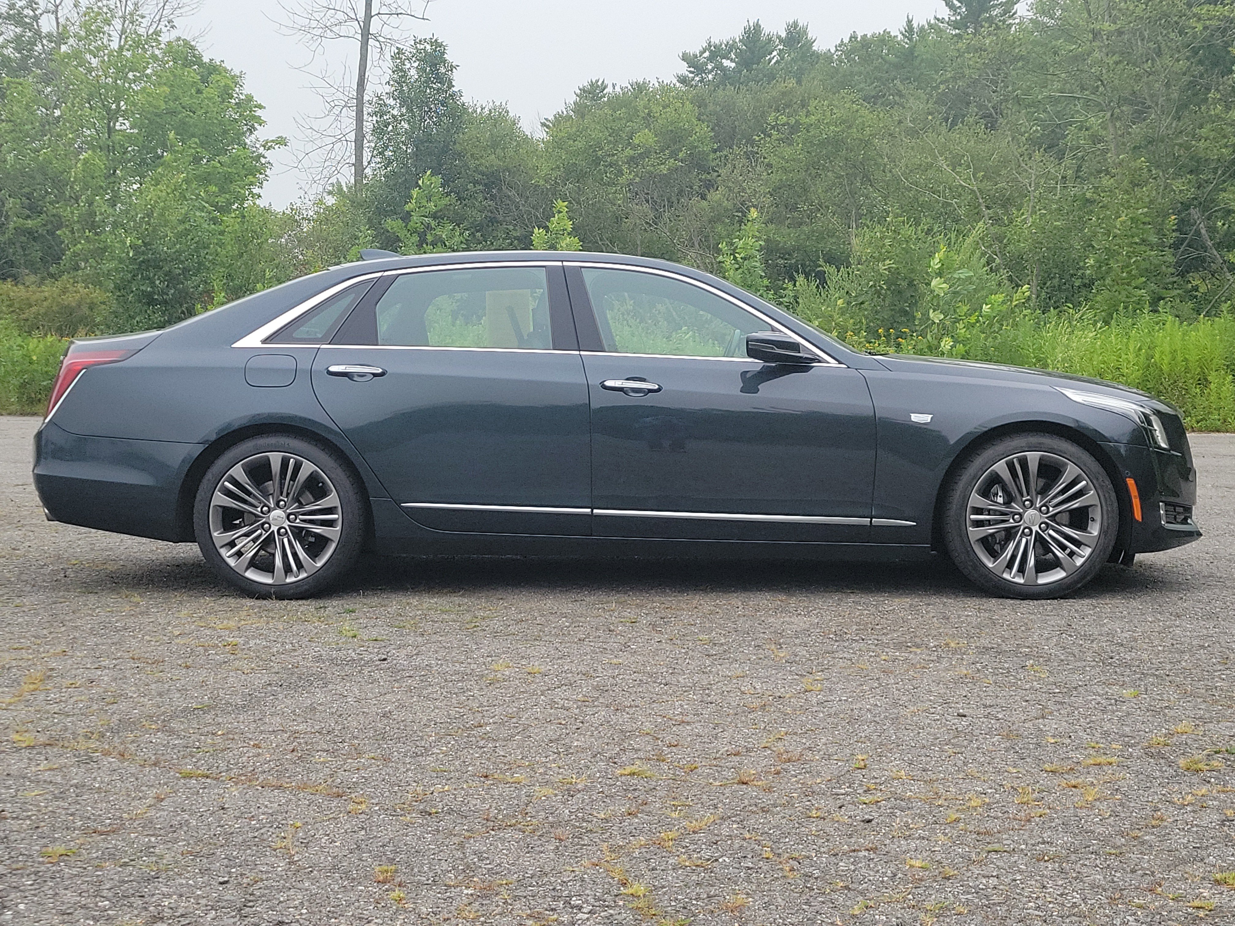 Used 2018 Cadillac CT6 Platinum AWD/4WD image 4