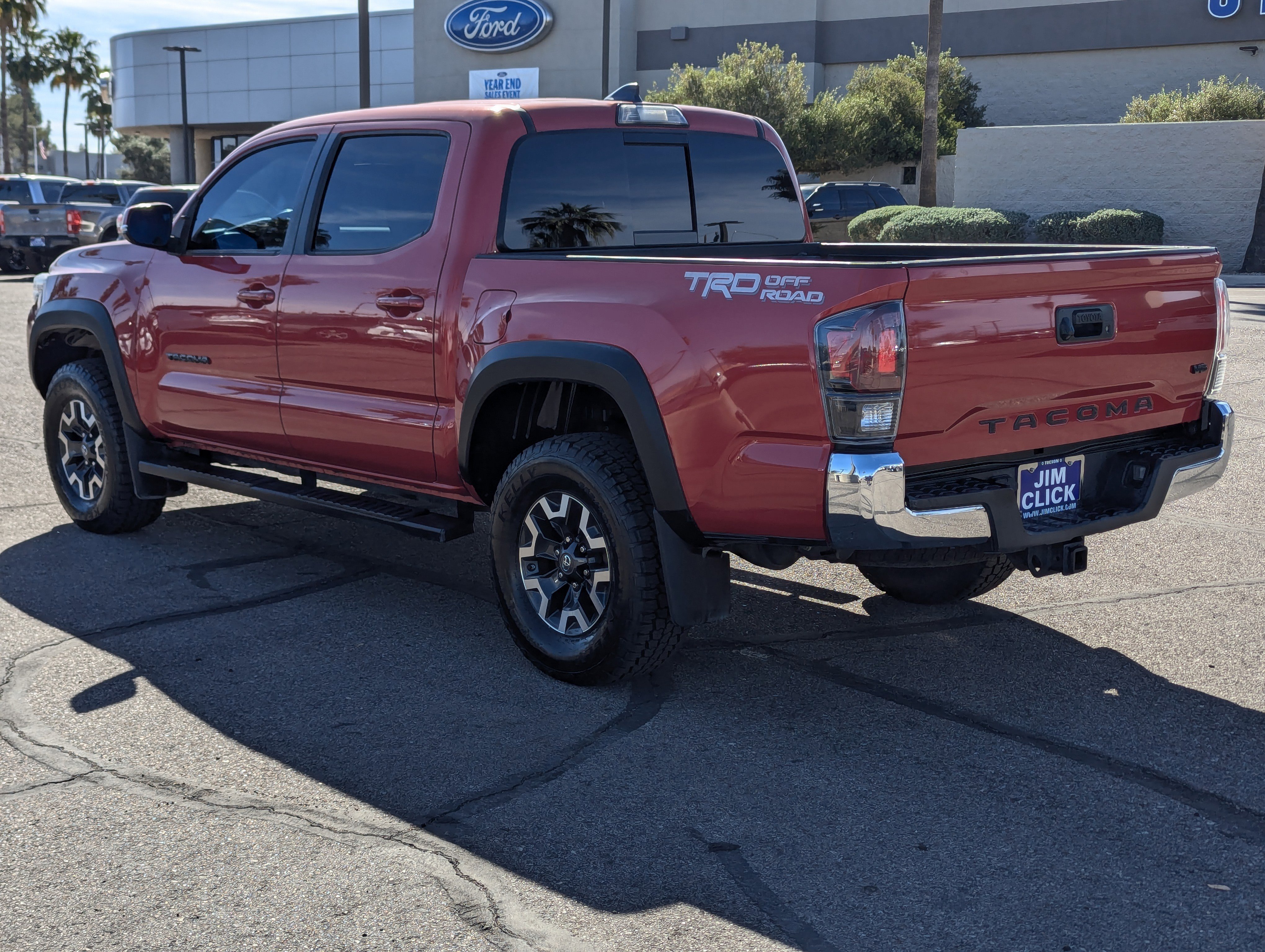 Used 2017 Toyota Tacoma TRD Off-Road w/ Tow Package image 4