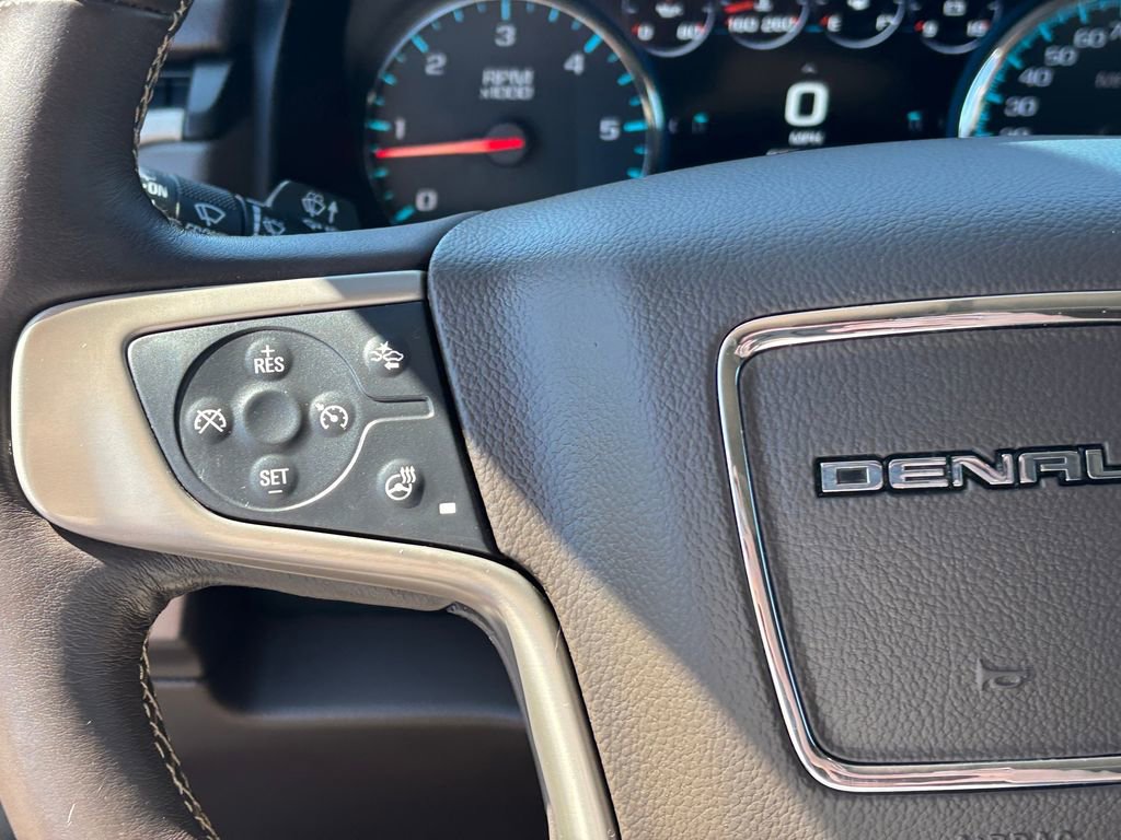 Used 2018 GMC Yukon Denali w/ Denali Ultimate Package image 15
