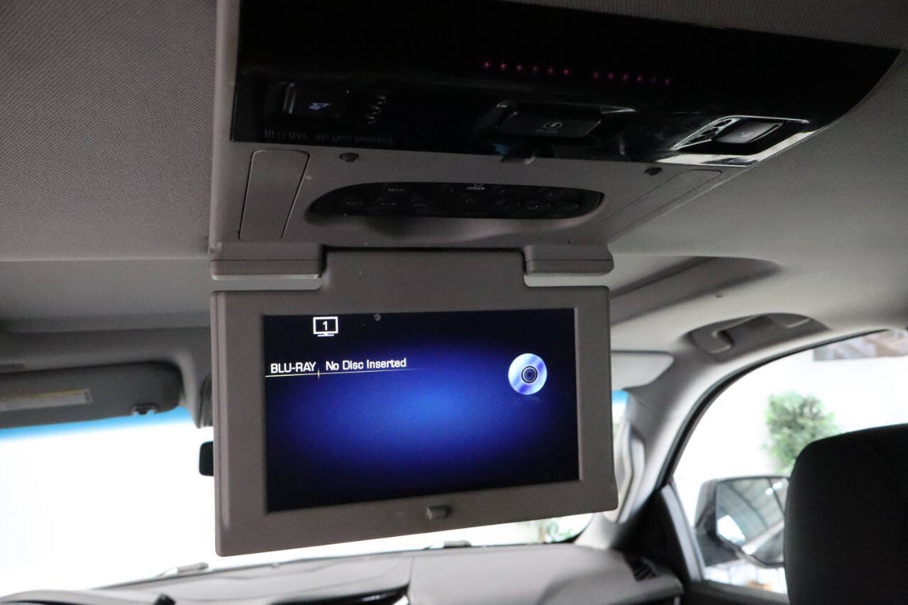 Used 2015 Cadillac Escalade Premium AWD/4WD image 28
