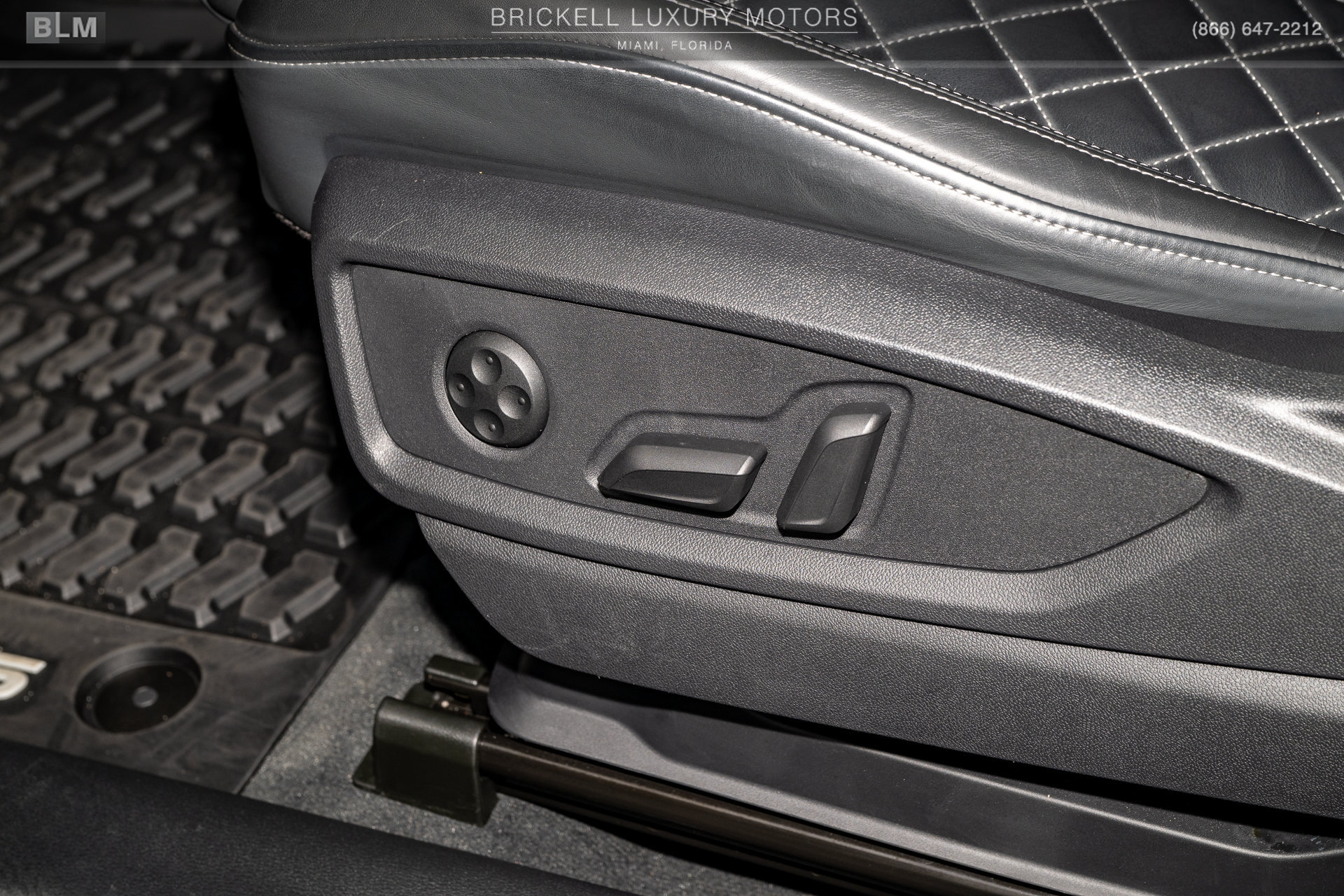 Used 2024 Audi SQ5 Prestige AWD/4WD image 70
