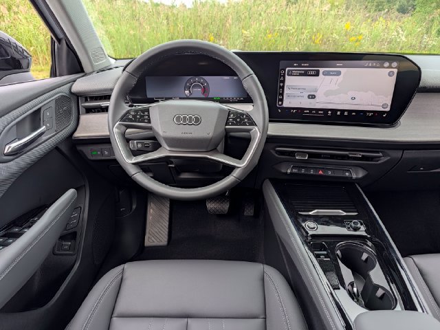 New 2026 Audi Q3 quattro 2.0T AWD/4WD image 19