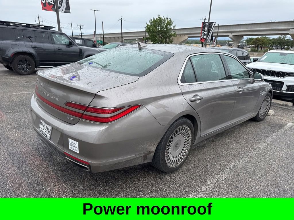 Used 2020 Genesis G90 3.3T Premium image 4