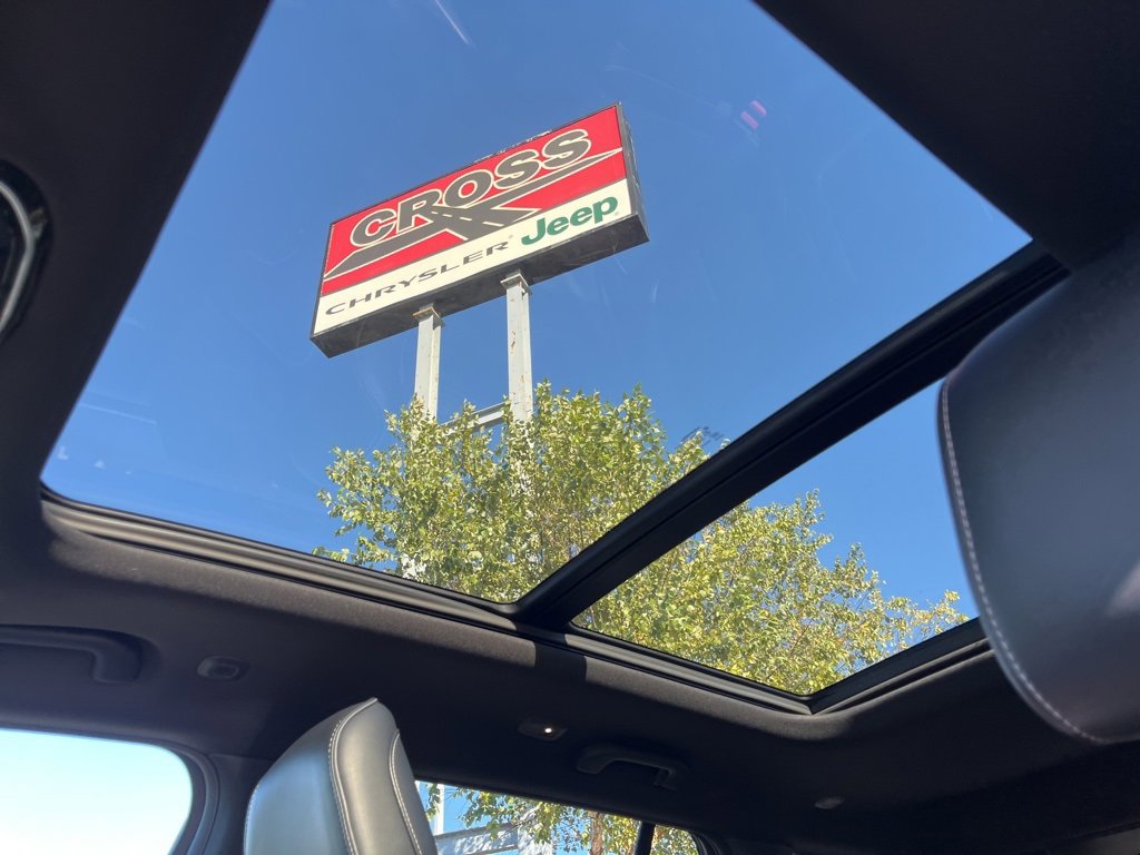 Used 2023 Jeep Grand Cherokee Overland image 62