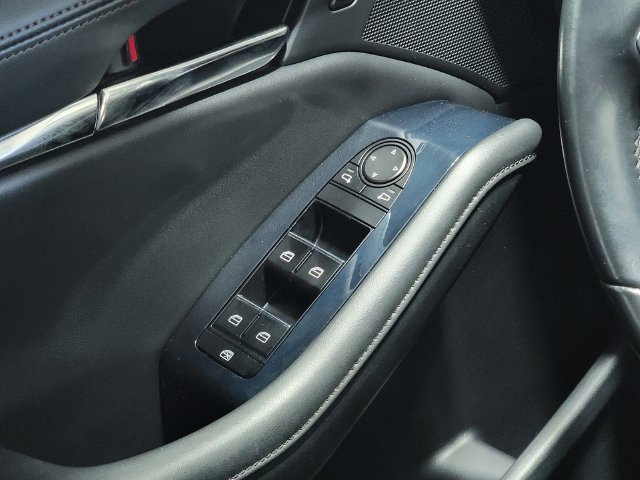Used 2021 MAZDA MAZDA3 s AWD/4WD image 23
