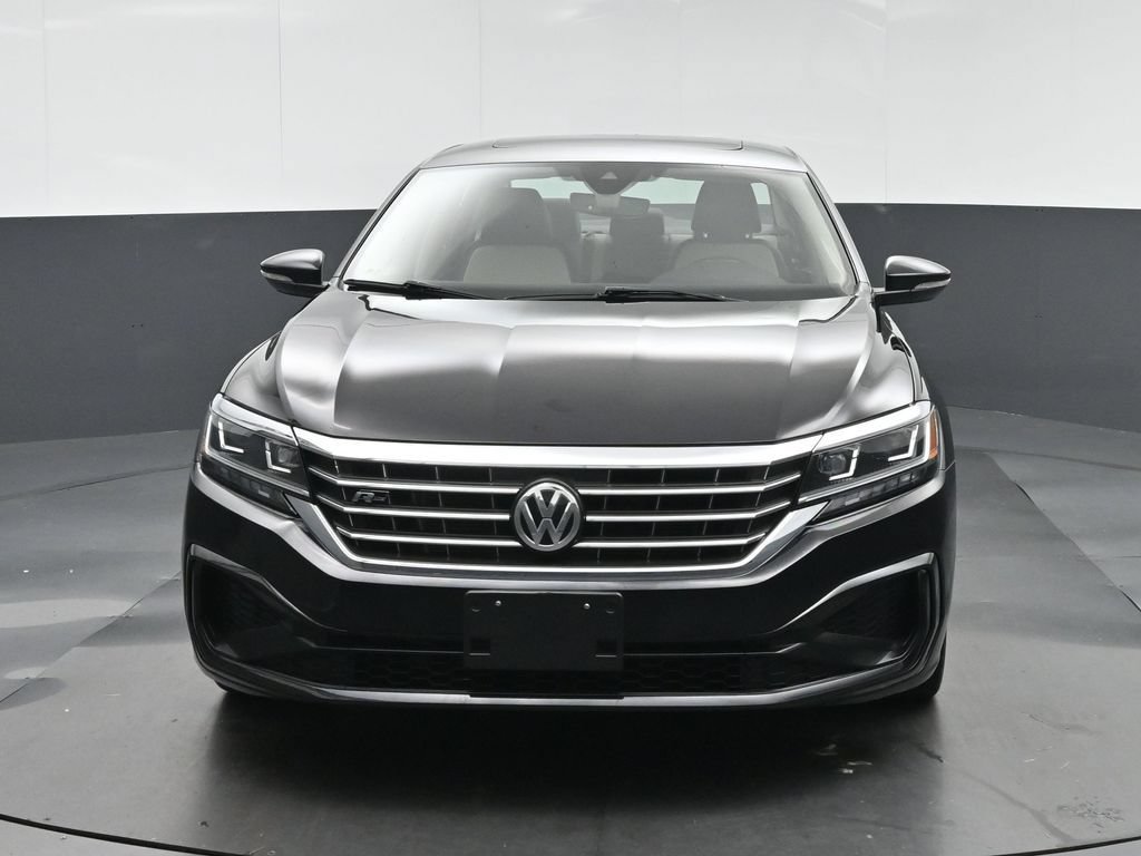 Used 2020 Volkswagen Passat 2.0T R-Line FWD image 2