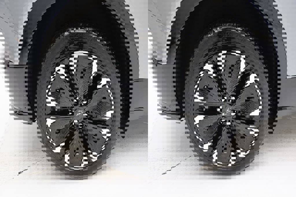 Used 2024 Chevrolet Blazer EV RS image 11