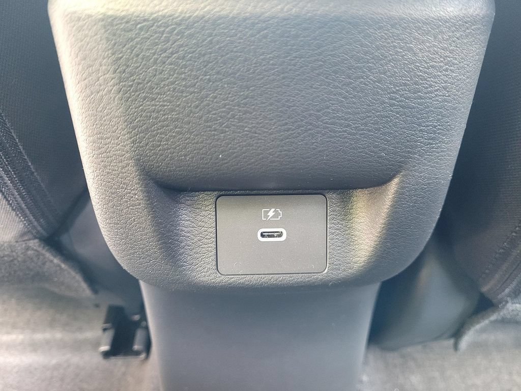 New 2025 Nissan Versa SV w/ Trunk Package FWD image 8