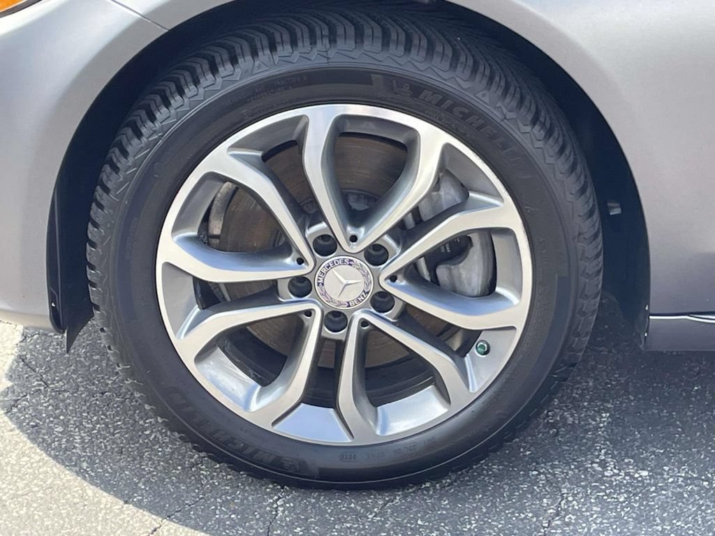 Used 2016 Mercedes-Benz C 300 4MATIC Sedan image 9