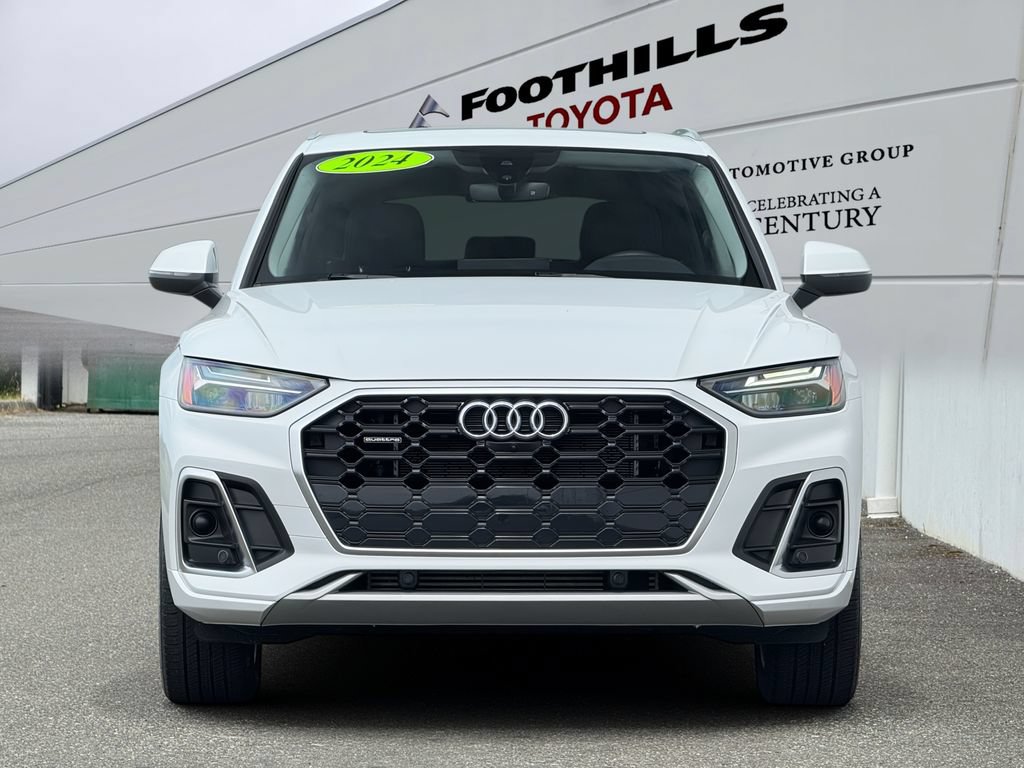 Used 2024 Audi Q5 e Premium Plus AWD/4WD image 2