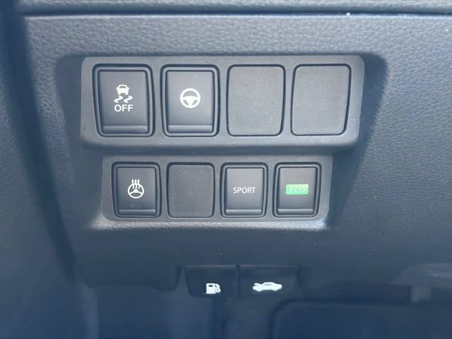 Used 2020 Nissan Rogue Sport SV w/ Technology Package FWD image 28