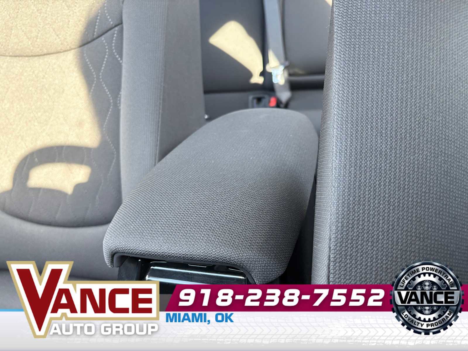 Used 2022 Toyota Corolla LE image 31