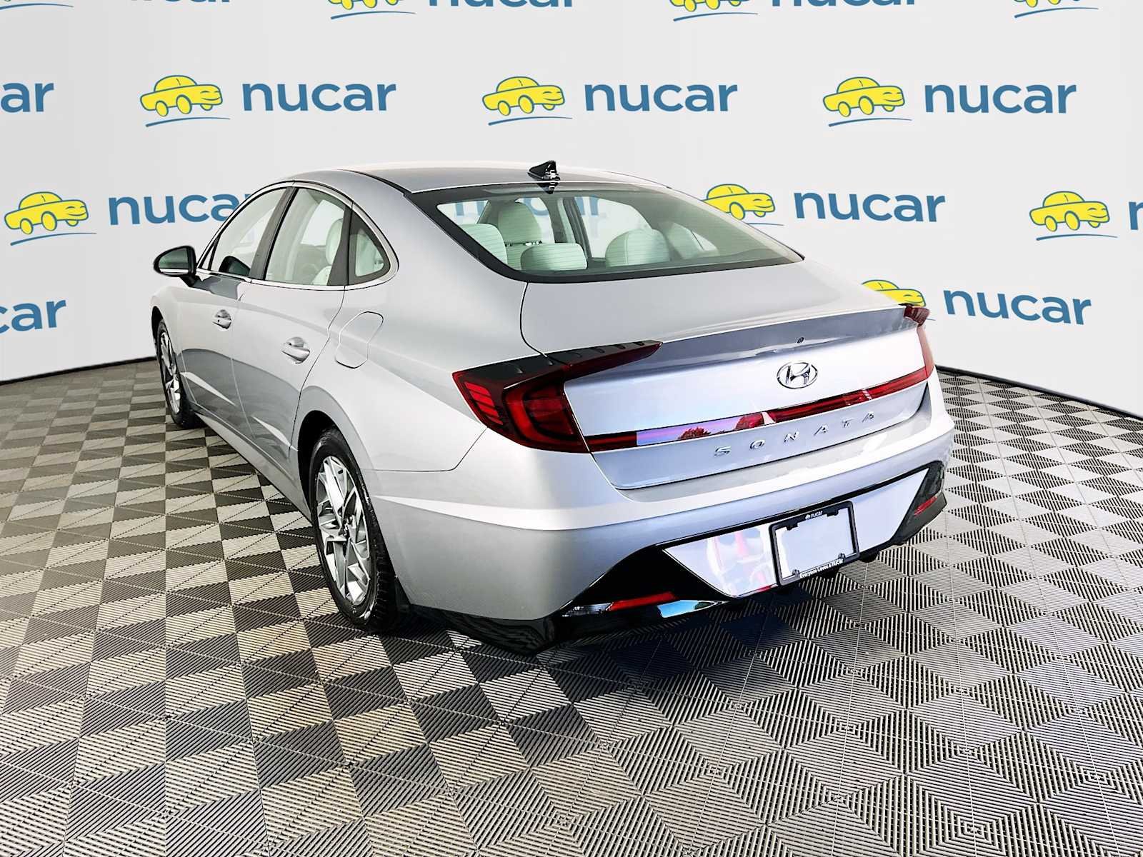 Used 2023 Hyundai Sonata SEL FWD image 5