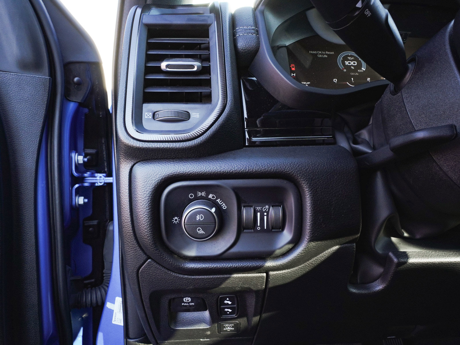 Used 2025 RAM 1500 Rebel w/ Rebel Level 2 Equipment Group AWD/4WD image 14