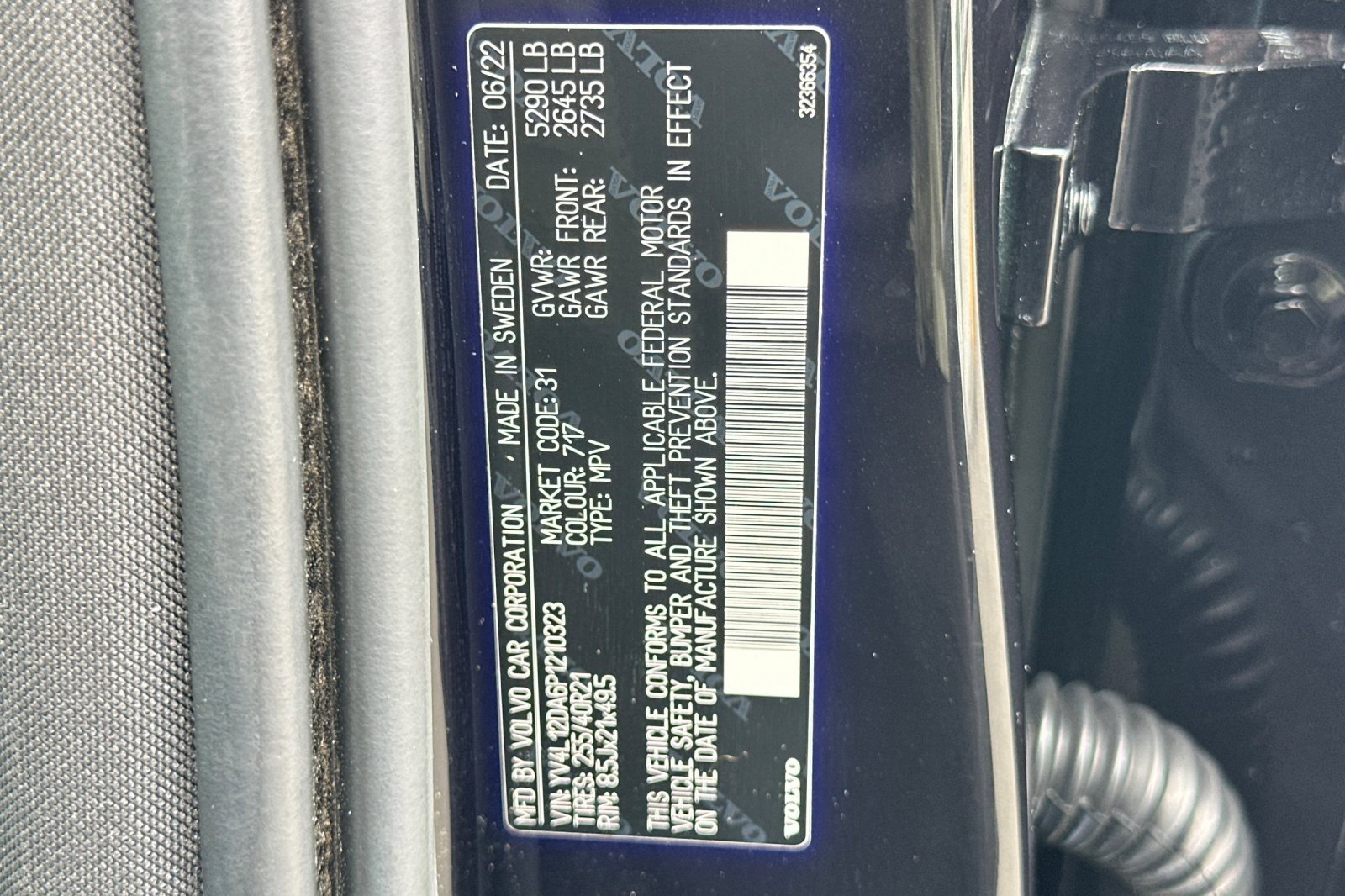 Used 2023 Volvo XC60 B5 Ultimate w/ Climate Package image 35