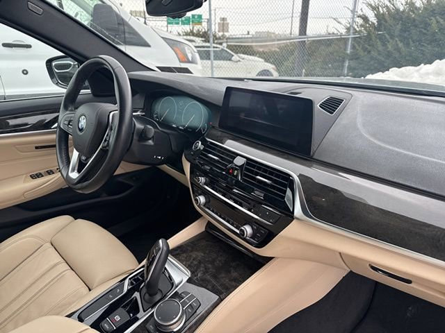 Used 2019 BMW 540i xDrive w/ Executive Package image 17