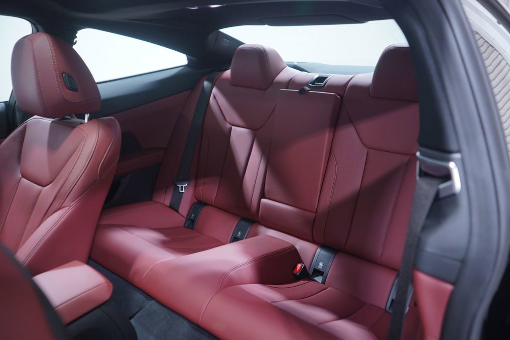 Used 2026 BMW 430i Coupe w/ M Sport Package image 9