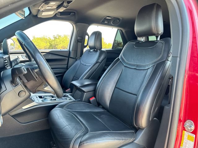 Used 2020 Ford Explorer ST w/ ST High-Performance Pack AWD/4WD image 11
