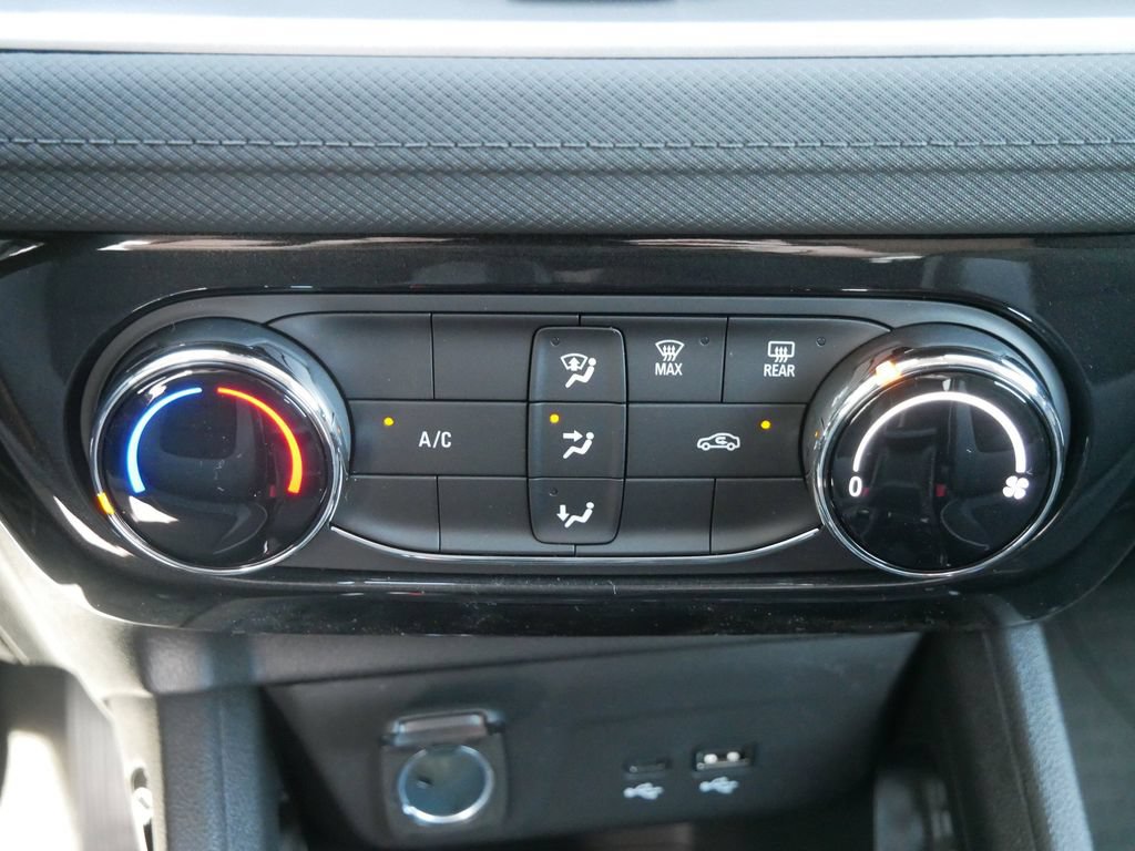 New 2026 Chevrolet TrailBlazer LT w/ Midnight Edition AWD/4WD image 21