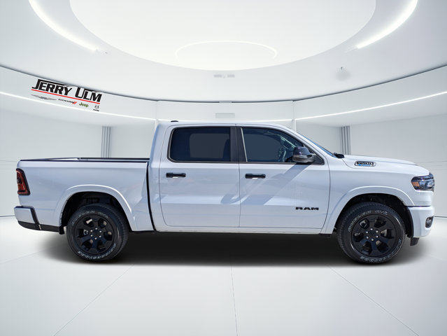 New 2026 RAM 1500 4x4 Crew Cab image 2
