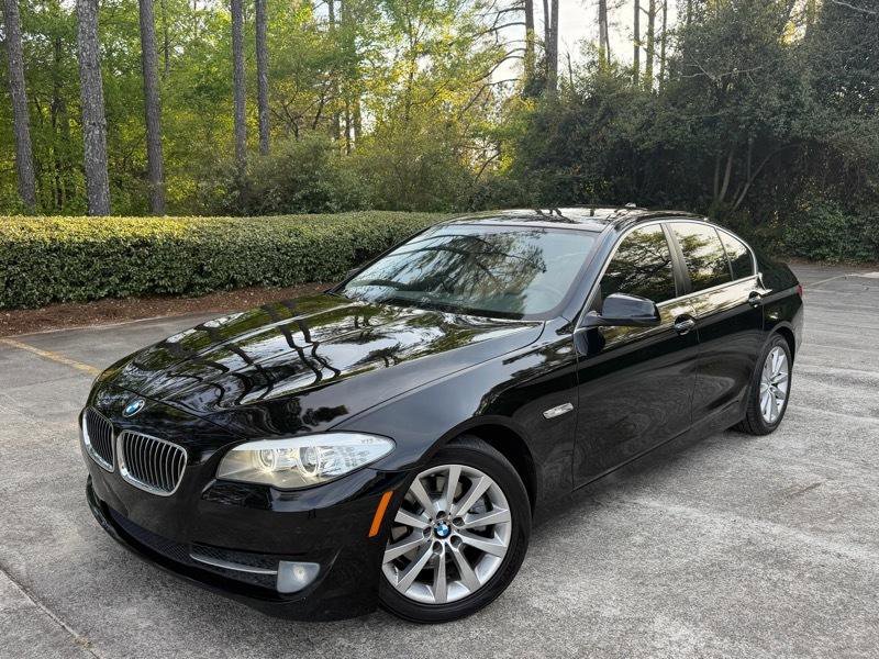Used 2013 BMW 528i xDrive Sedan AWD/4WD image 2
