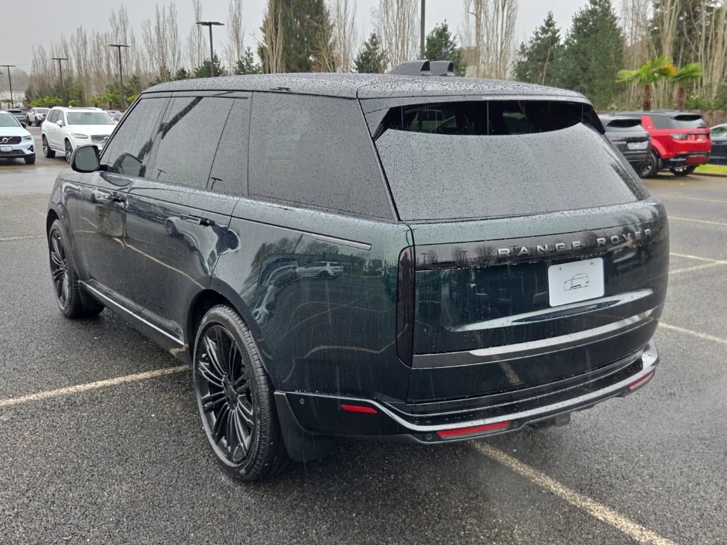 New 2026 Land Rover Range Rover Long Wheelbase SE AWD/4WD image 3
