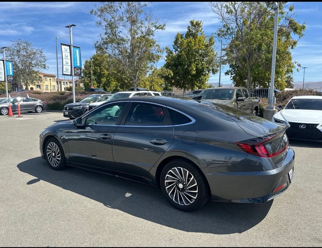 Used 2023 Hyundai Sonata SEL FWD image 4