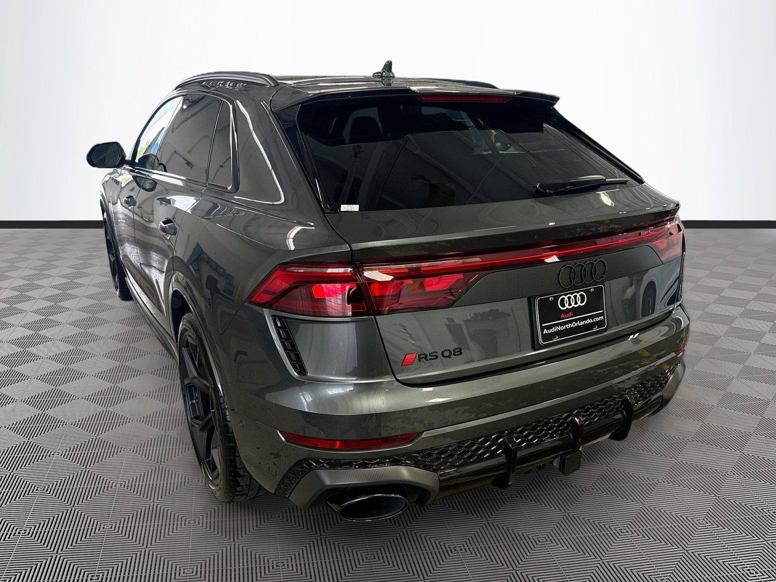 New 2027 Audi RS Q8 performance AWD/4WD image 5