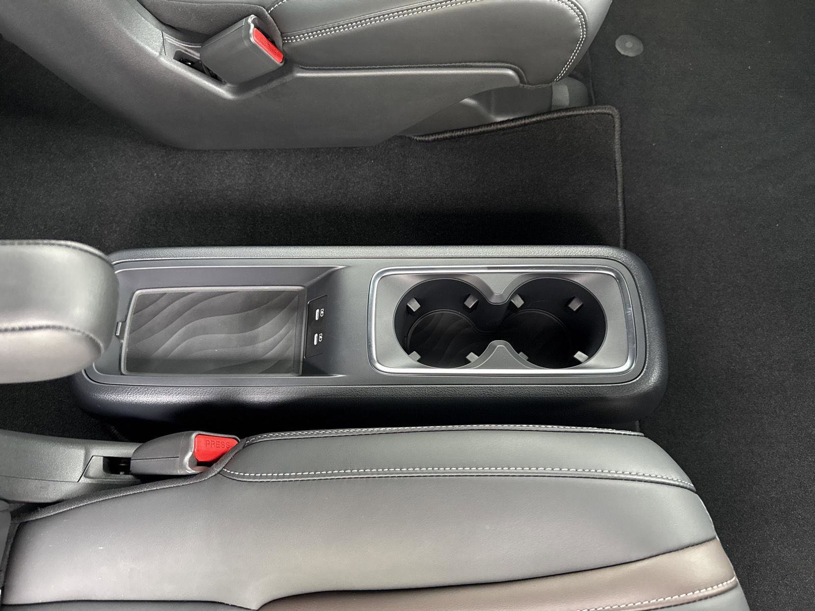 New 2026 Nissan Armada SL w/ Captain's Chari Seat Package image 44