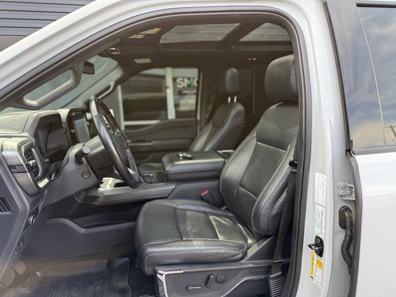 Used 2024 Ford F150 Lariat AWD/4WD image 12