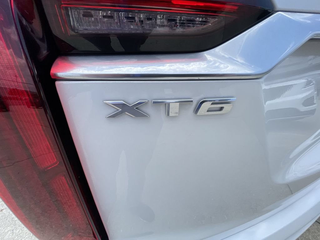 Certified 2024 Cadillac XT6 Luxury FWD image 32