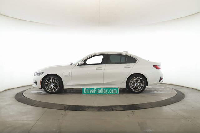Used 2022 BMW 330e xDrive image 9