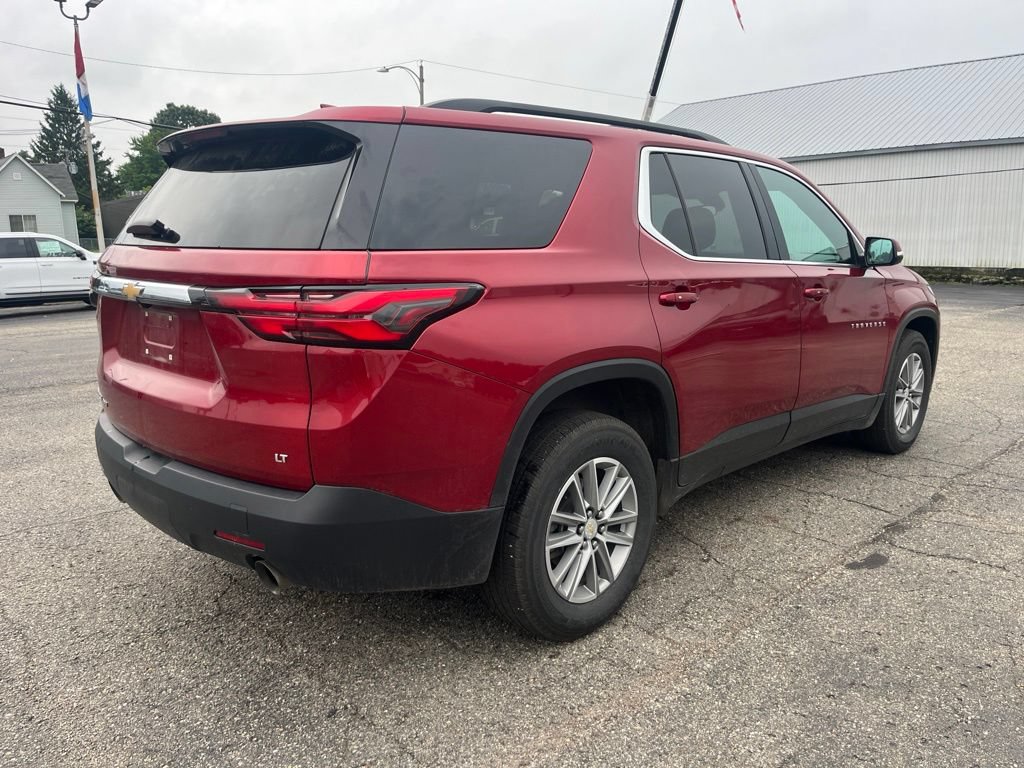 Used 2023 Chevrolet Traverse LT AWD/4WD image 3