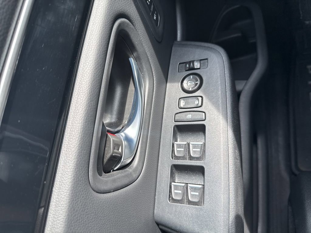Used 2023 Honda Pilot EX-L image 12