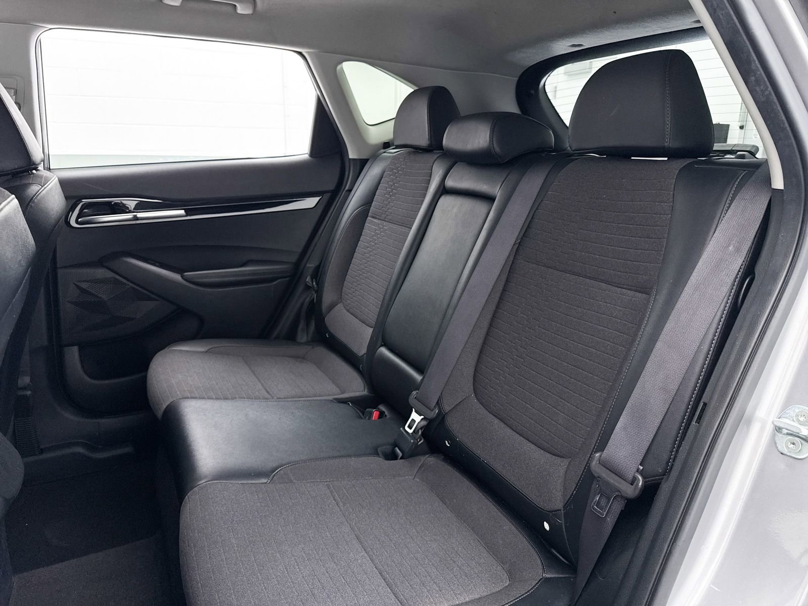 Used 2021 Kia Seltos S image 28