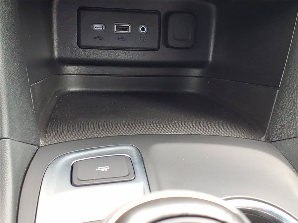 Used 2020 Chevrolet Equinox LT FWD image 30