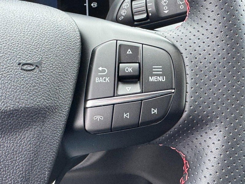 Used 2025 Ford Escape ST-Line FWD image 19