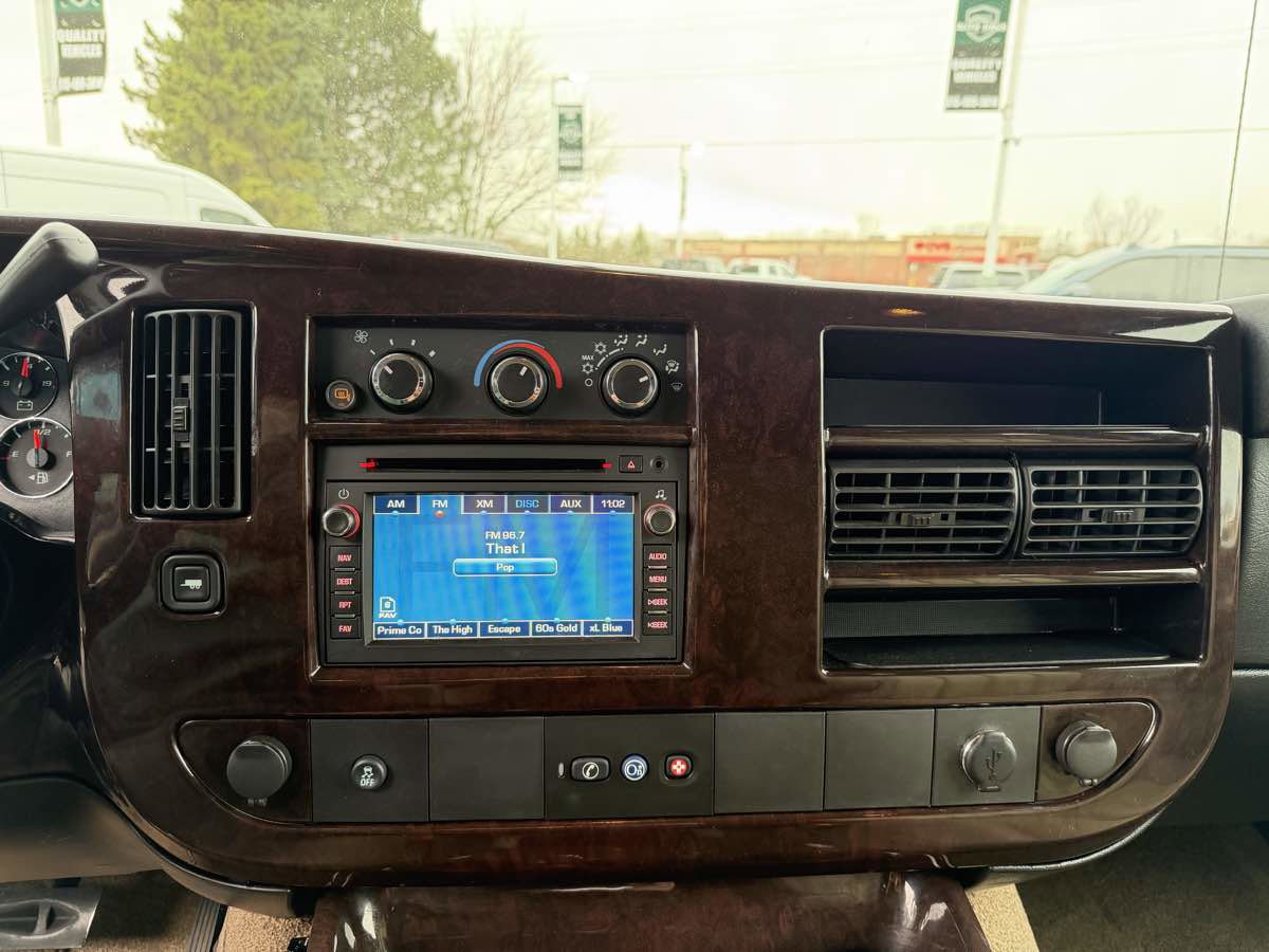 Used 2012 Chevrolet Express 1500 image 55