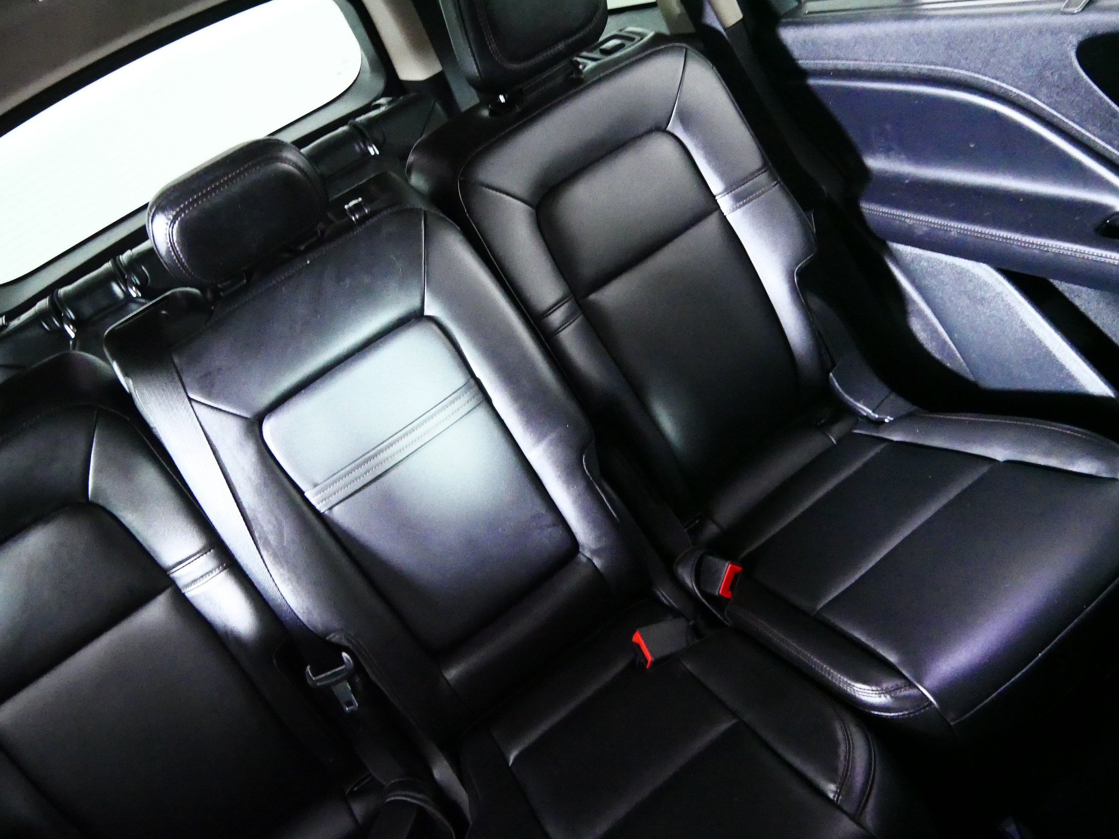 Used 2023 Lincoln Aviator AWD image 14