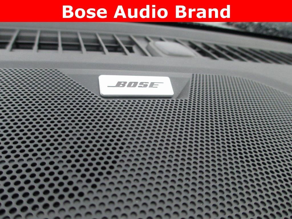 Used 2024 GMC Canyon AT4X image 19