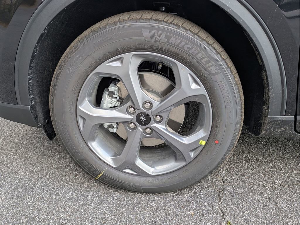 New 2026 Ford Escape ST-Line Select w/ Equipment Group 401A image 29