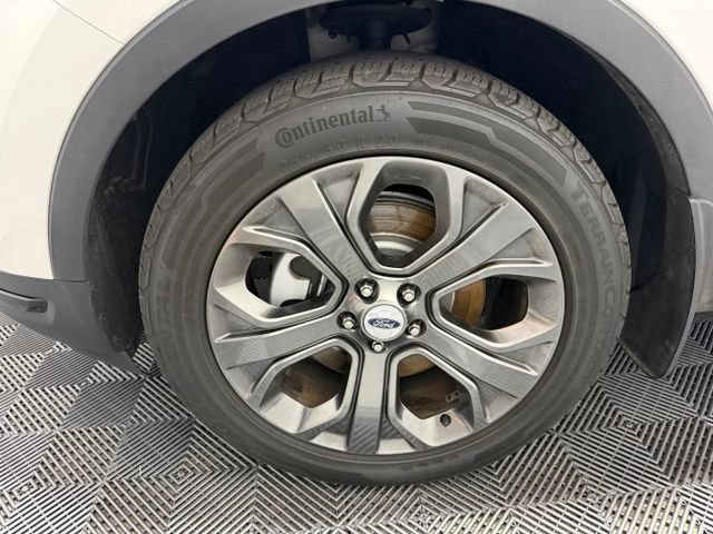 Used 2018 Ford Explorer Sport w/ Equipment Group 401A AWD/4WD image 46